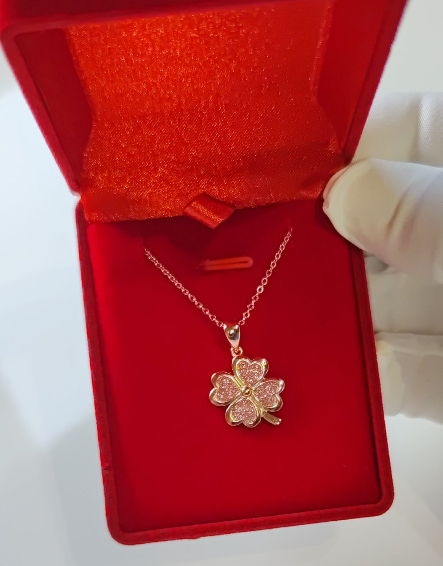 Collar Trebol Rojo de la Suerte en Plata 925 Baño Oro